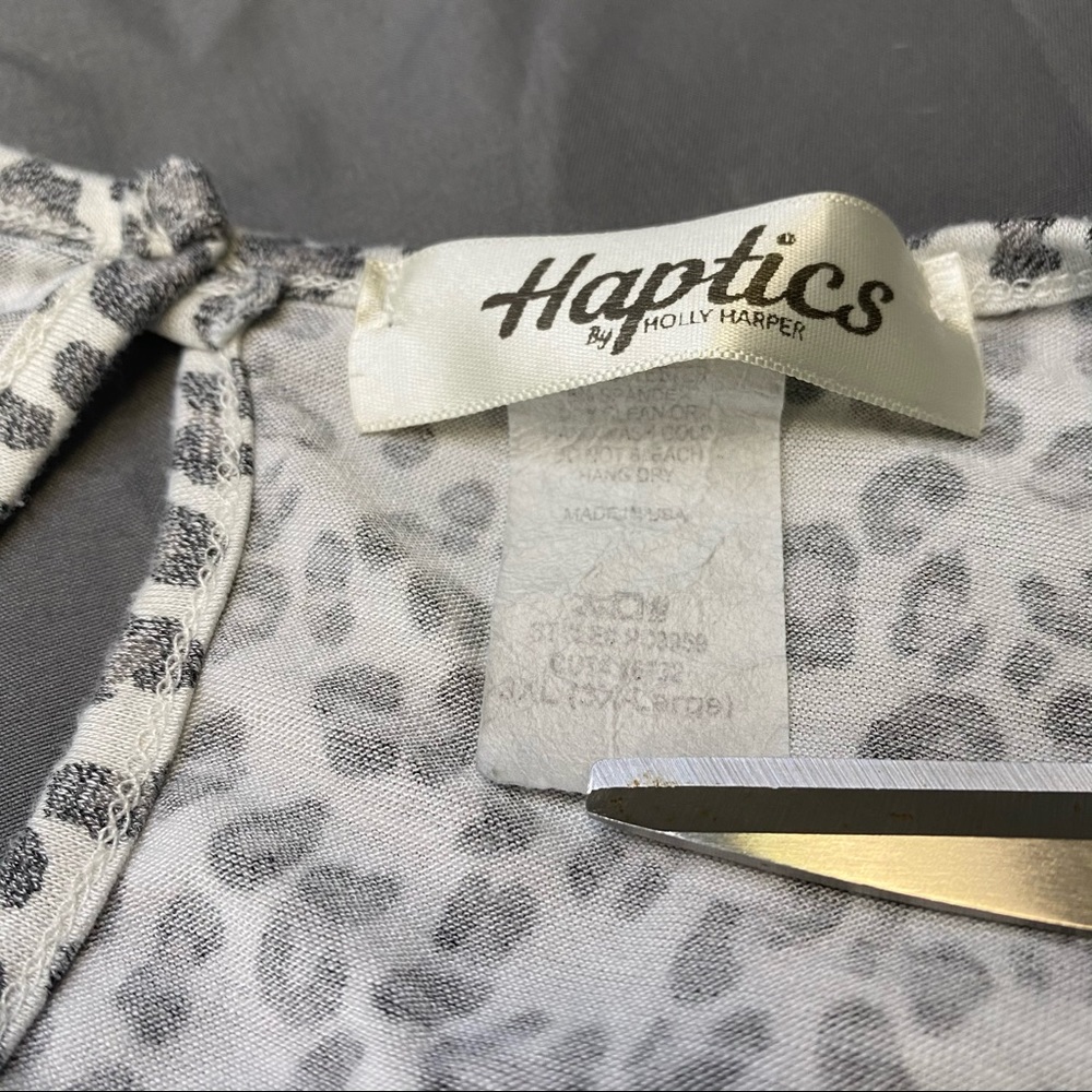Haptics Romper light gray Leopard Print with Pockets Size | 3XL - Picture 2 of 4